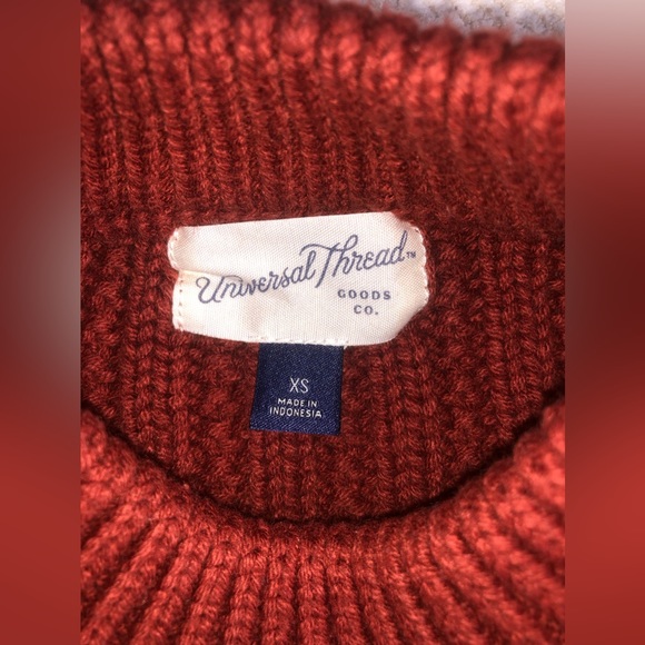 Sweater - Picture 2 of 2